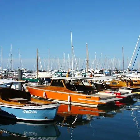 T2 Avec Grande Terrasse Sans Vis A Vis, Parking Privatif, A 100m Des Plages - Fr-1-420-47 アパート *
